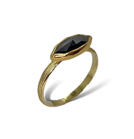 18k Gold Ring With Salt & Pepper Diamond