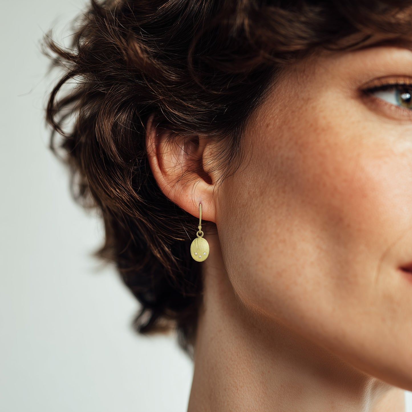 18k Gold Oval Carved Diamond Drop Earrings