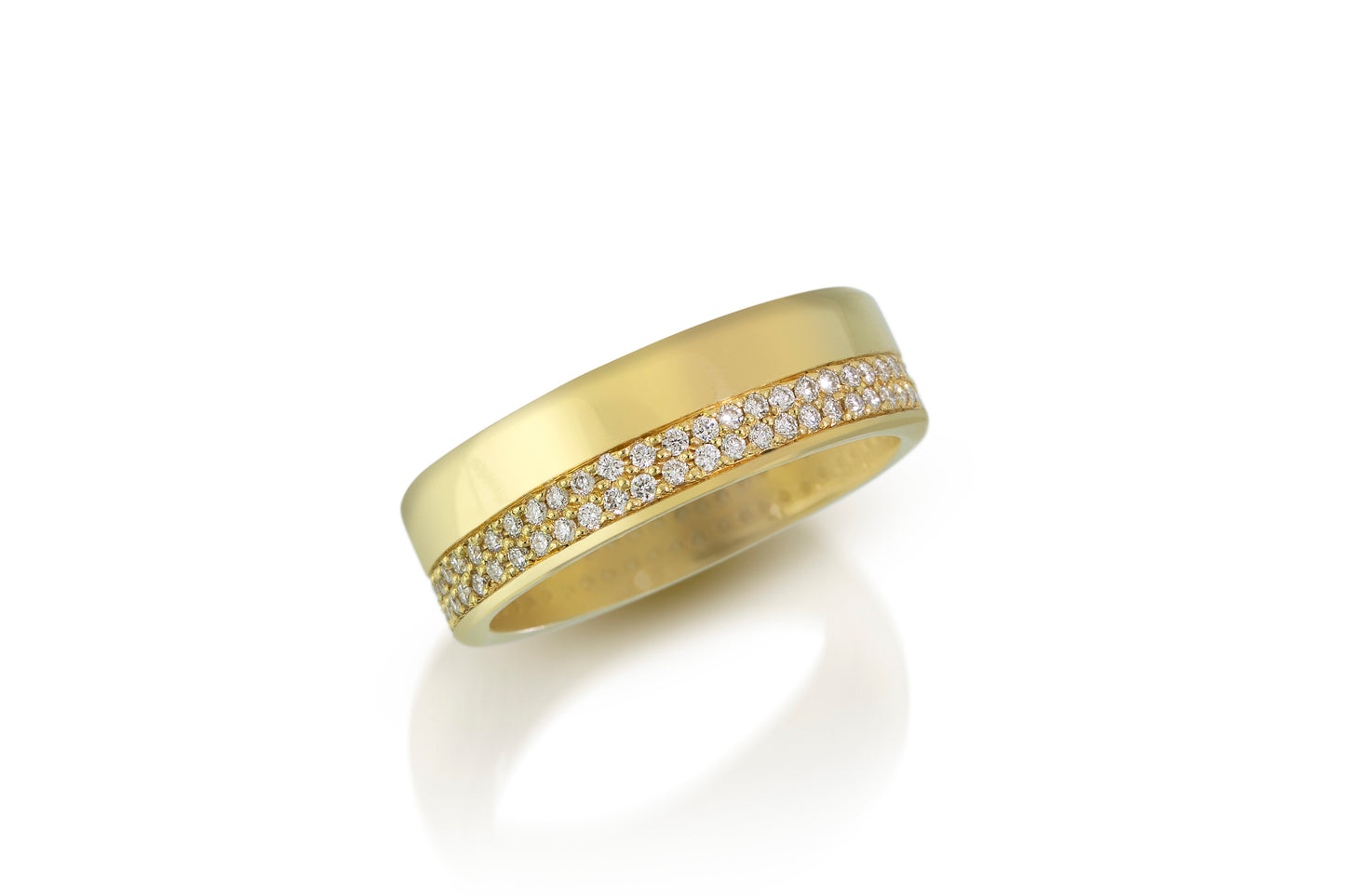 18k Gold Band with Pave Diamond Edge .25 Inch